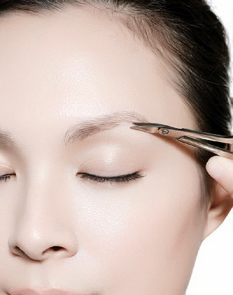 Những người này không hẳn là xấu, đôi khi chỉ đơn giản vì khả năng biểu đạt của họ kém, lại cộng với tính khí nóng vội nên thường bị thua thiệt. Do vậy, đường công danh sự nghiệp của họ thường không mấy khả quan.