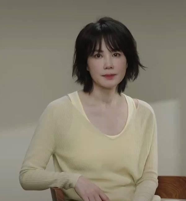 Vuong Phi 'hot' 100 ty, tien khoe sac voc Ta Dinh Phong dam say