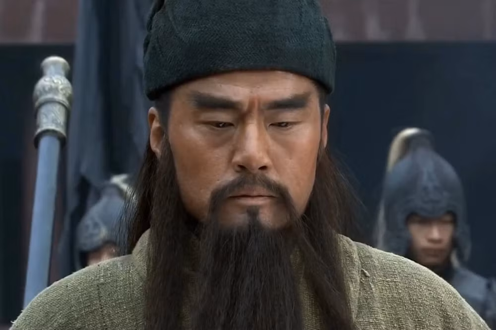 Ngoài Quan Vũ, ai có thể dễ dàng chém Nhan Lương, Văn Xú Ngoai Quan Vu, ai co the de dang chem Nhan Luong, Van Xu