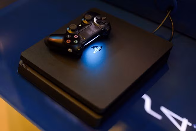 Anh Sony PlayStation 4 Slim gia tu 8,9 trieu tai Viet Nam-Hinh-2