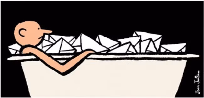 Email chất đống và đầy ám ảnh.