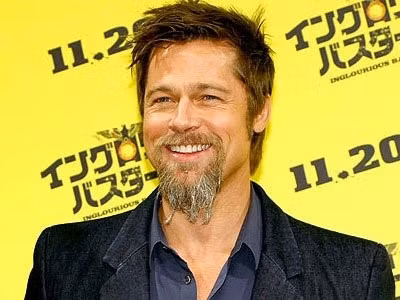  Brad Pitt - siêu sao điện ảnh, người gây ra sóng gió gần đây trên khắp các mặt báo cũng là một trong số những người nói không với công nghệ. Ngoài việc xa lạ với Twitter, Pitt còn thẳng thắn thừa nhận không biết dùng cũng như không muốn học cách dùng máy tính.