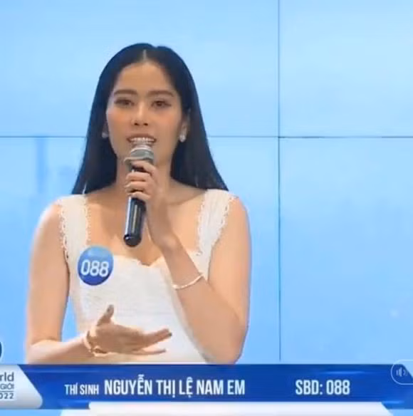 Nam Em bi dao lai clip thi Hoa hau voi phat ngon bat nhat-Hinh-3