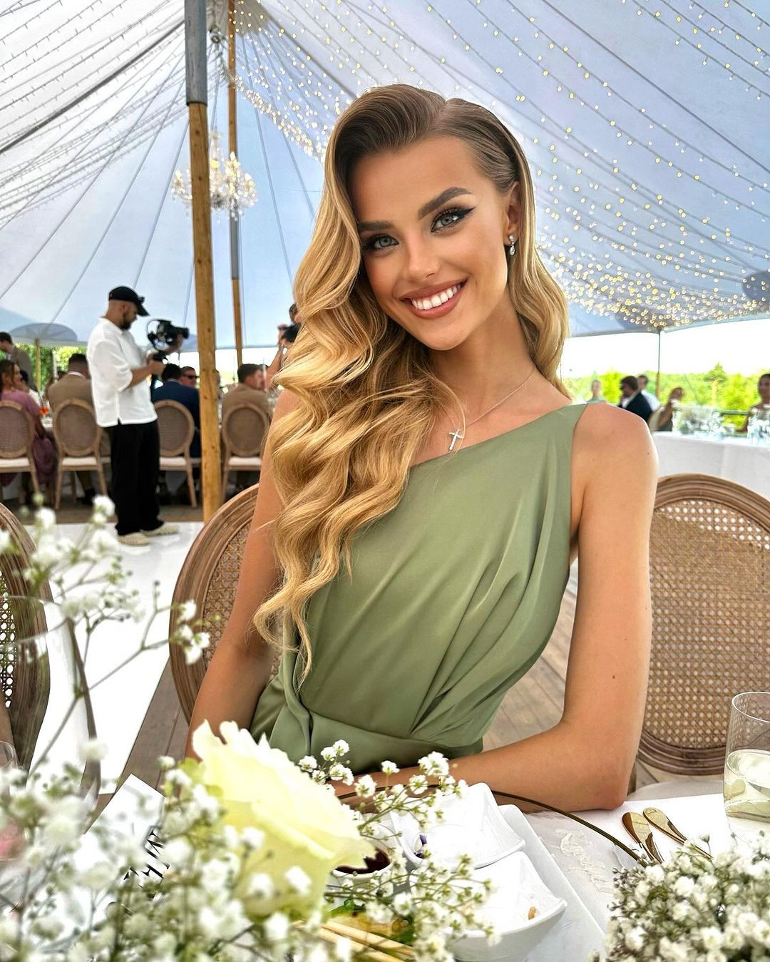 Krystyna là một trong 10 thí sinh của cuộc thi năm nay có lượng người theo dõi lớn trên mạng xã hội. Đây cũng được xem là lợi thế là Krystyna trong việc phát triển các dự án cộng đồng ở Hoa hậu Thế giới 2024.