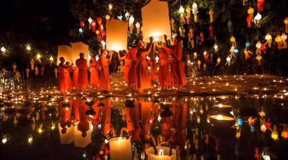 Lam nhung viec nay trong ngay Ram thang Gieng de ca nam may man