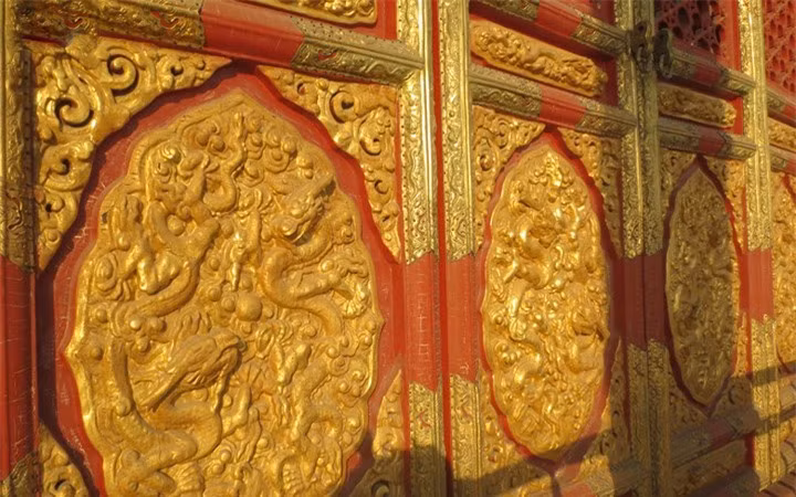  Chốn phòng the của các bậc đế vương Trung Hoa thời xưa là một trong những bí ẩn khơi gợi trí tò mò của du khách khi đến thăm Tử Cấm Thành. (hay còn gọi là Cố cung Bắc Kinh, Trung Quốc).