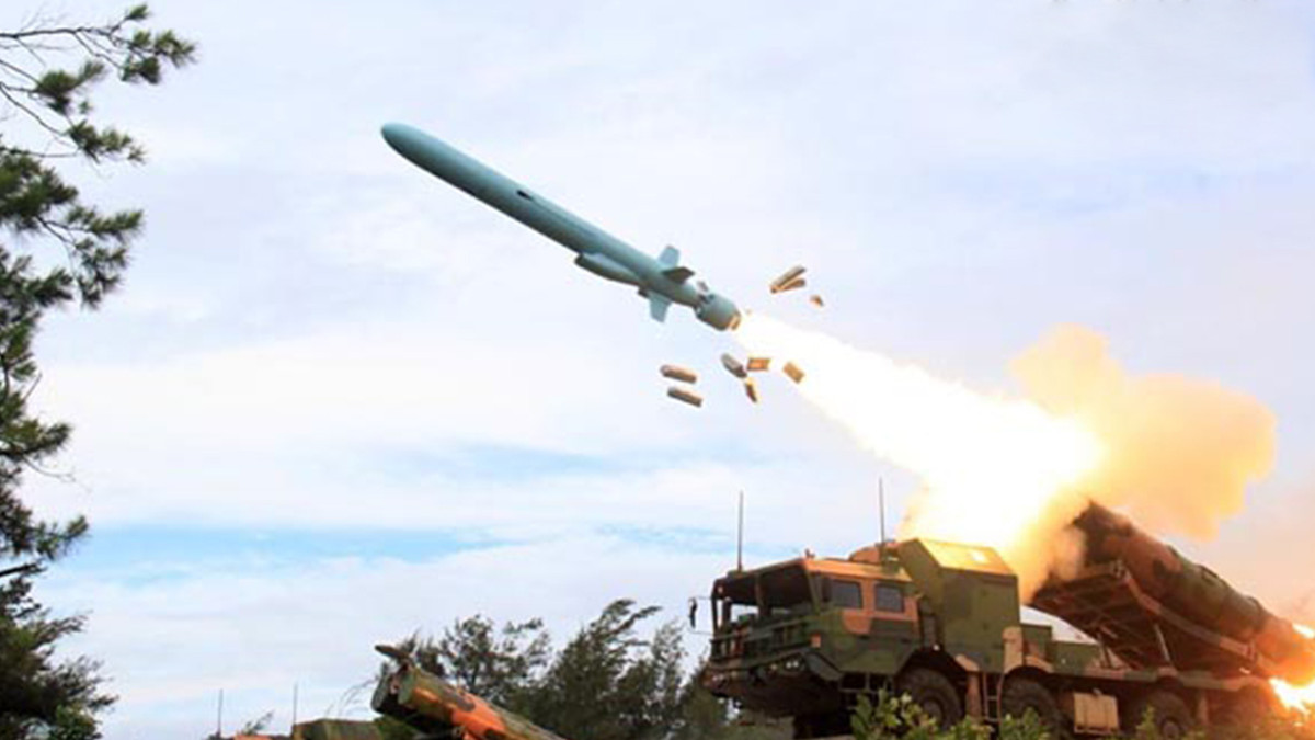 Với một vũ khí “đa năng” như vậy, sẽ trở thành một “vũ khí lý tưởng”, để tạo ra một “khu vực tiếp cận khép kín” trên biển và là loại vũ khí rất phù hợp với chiến lược chống tiếp cận/ phong tỏa khu vực (A2/AD) mà Trung Quốc đang triển khai.