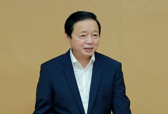 Pho Thu tuong hop nong voi Bo Cong an, Bo GTVT ve un tac dang kiem