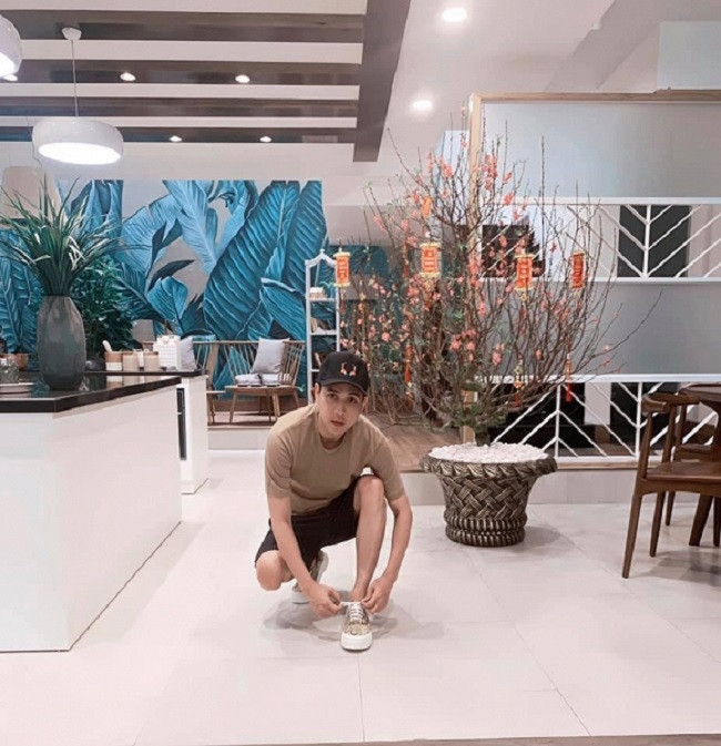 Sau nhiều năm chăm chỉ chạy show, Hồ Quang Hiếu sở hữu khối tài sản "khủng" khiến nhiều người ngưỡng mộ.