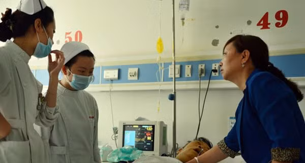 Nguoi dan ong 42t nguy kich sau khi an 1 loai thuc pham nay