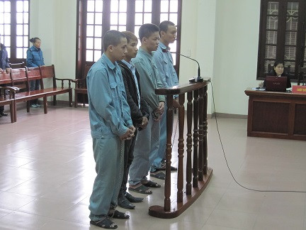 Các bị cáo tại phiên tòa.