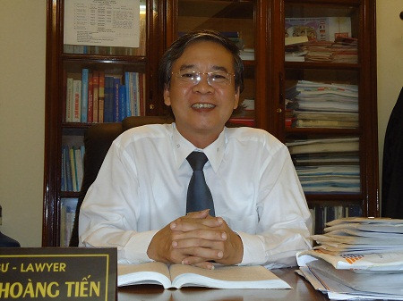 Chủ tịch hội đồng khen thưởng, kỷ luật, Đoàn luật sư Hà Nội, LS Nguyễn Hoàng Tiến.