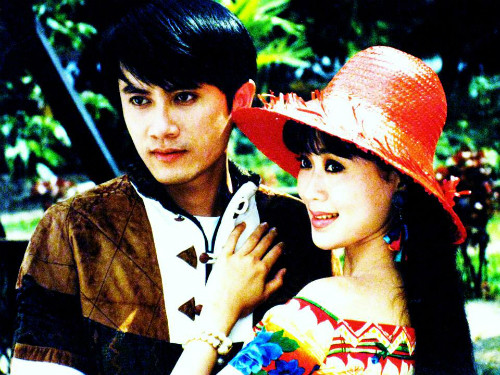 Thái San: “Do chờ suốt ba năm nên tôi đã hôn Việt Trinh mãnh liệt“ - Hình 5 Thai San: “Do cho suot ba nam nen toi da hon Viet Trinh manh liet“-Hinh-5