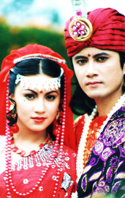 Thái San: “Do chờ suốt ba năm nên tôi đã hôn Việt Trinh mãnh liệt“ - Hình 8 Thai San: “Do cho suot ba nam nen toi da hon Viet Trinh manh liet“-Hinh-8