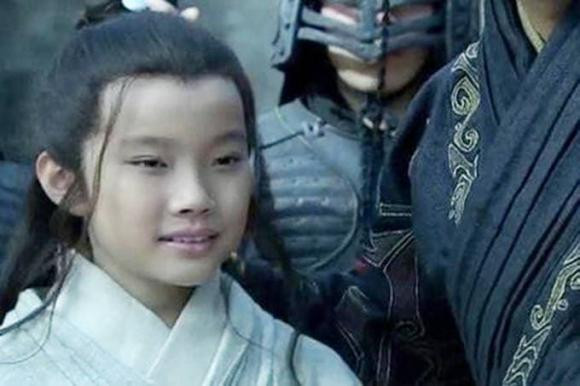 Ly ky chuyen Tao Thao muon xu tu than dong