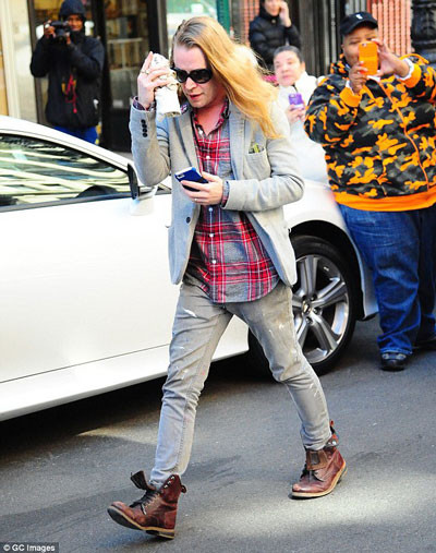 Sao "Ở nhà một mình hạnh phúc" bên vị hôn thê gốc H’Mông - Hình 6 Sao