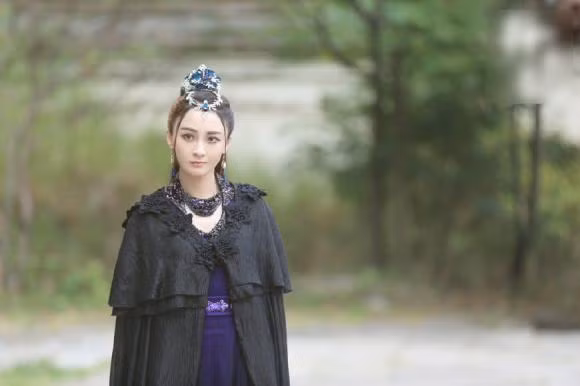 Duong tinh duyen cua nu dien vien 