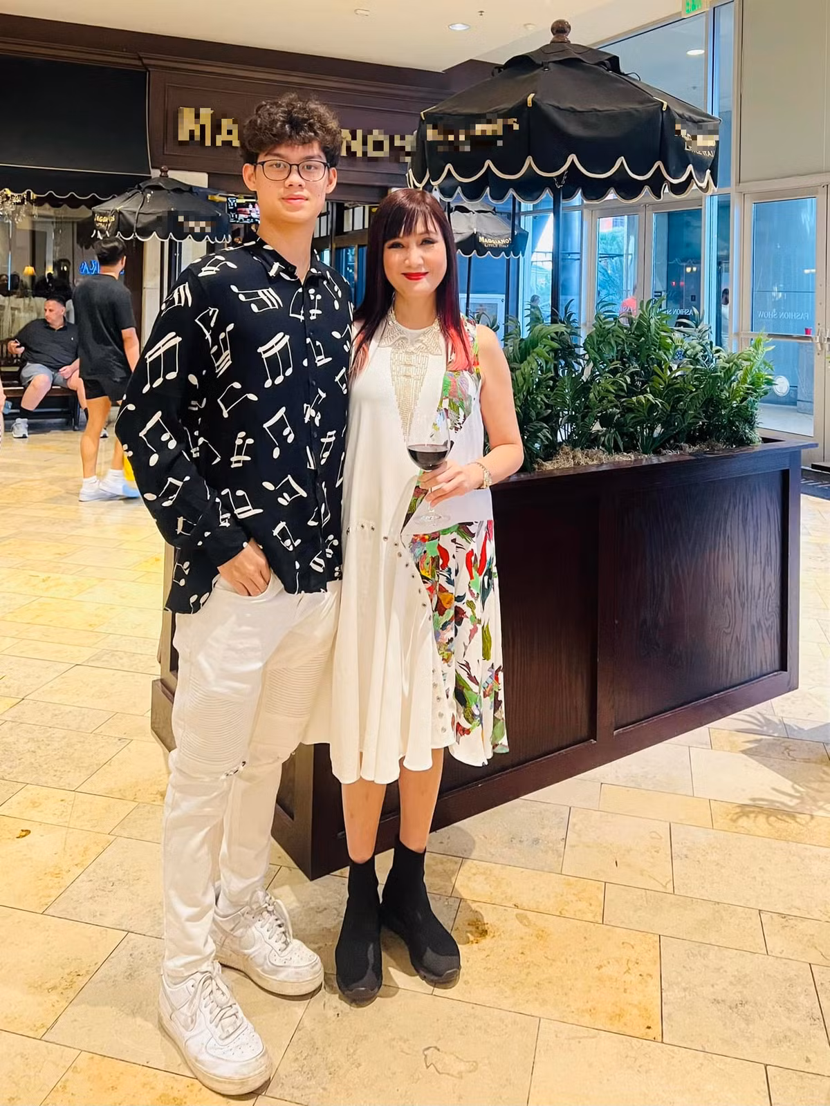 “Nu hoang anh lich” Hien Mai chia se ve cuoc song khi ve gia-Hinh-2