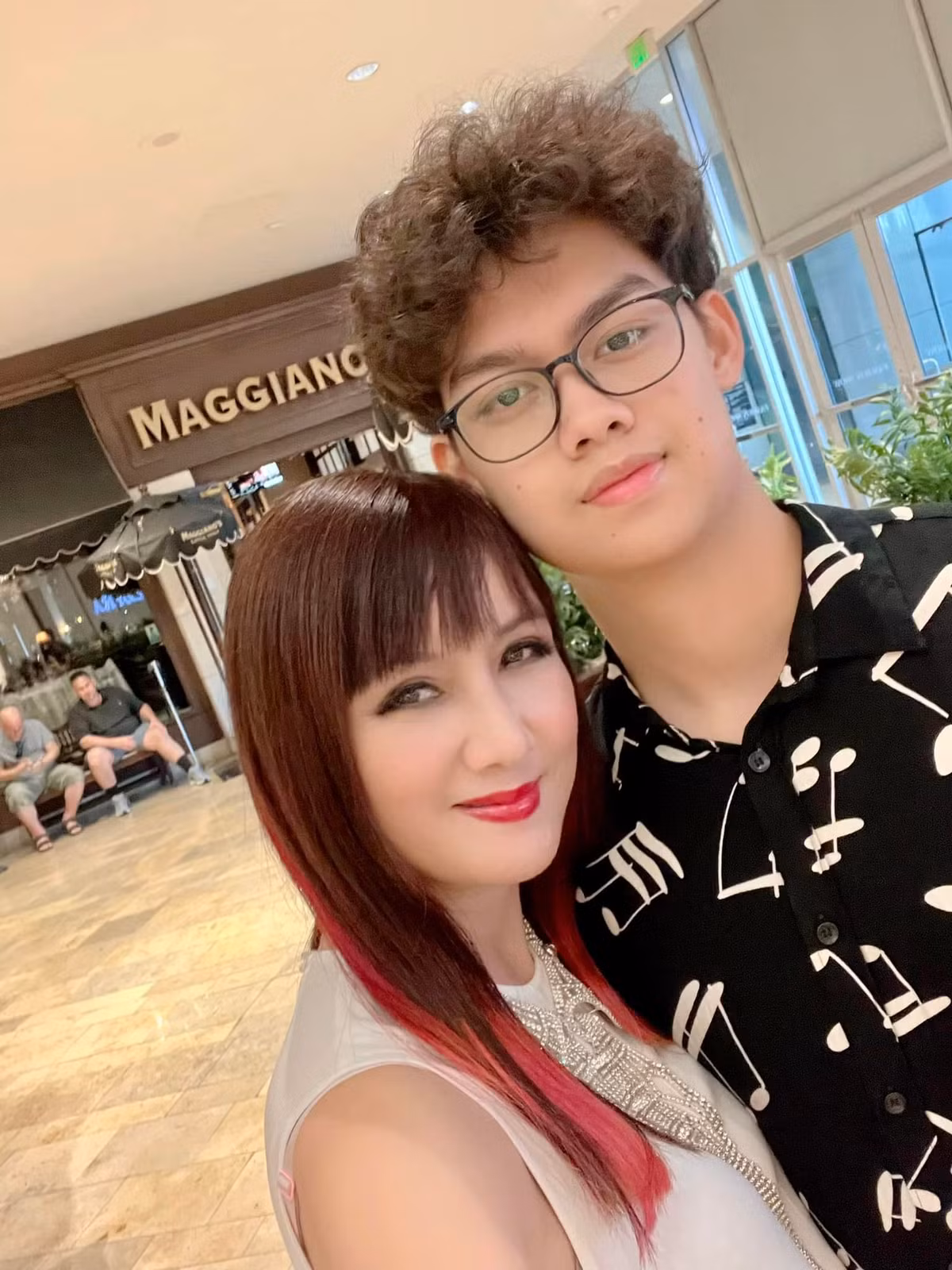 “Nu hoang anh lich” Hien Mai chia se ve cuoc song khi ve gia-Hinh-3