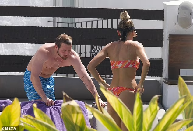 Zara McDermott hiện sở hữu 1,6 triệu follow trên Instagram cá nhân.