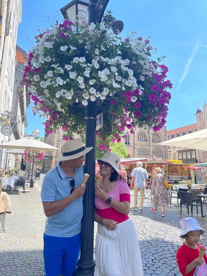 Nguyet Hang - Anh Tuan tung ly hon bat thanh, tinh cam o chau Au-Hinh-5