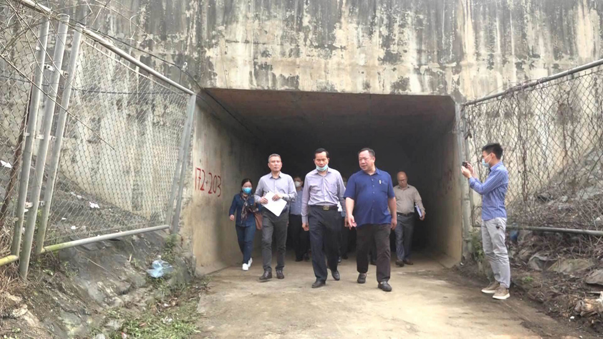 Ong Doan Ngoc Hai dat nghi van co bao che va cai ket-Hinh-3