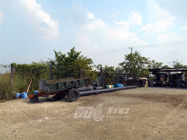 Vài vật dụng còn sót lại.