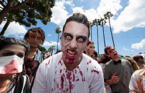 Các xác chết giả sau khi khai quật thường bị chứng apoxia (do thiếu ôxy) do hít thở ít không khí bên trong một chiếc quan tài, các Bokor lúc này sẽ kiểm soát bằng một loại thuốc thứ hai, một hợp chất thần kinh xuất phát từ cỏ dại jimson (một loại độc dược). Loại thuốc thứ hai này gây mê sảng và mất phương hướng, làm cho người không có khả năng hoạt động bình thường.