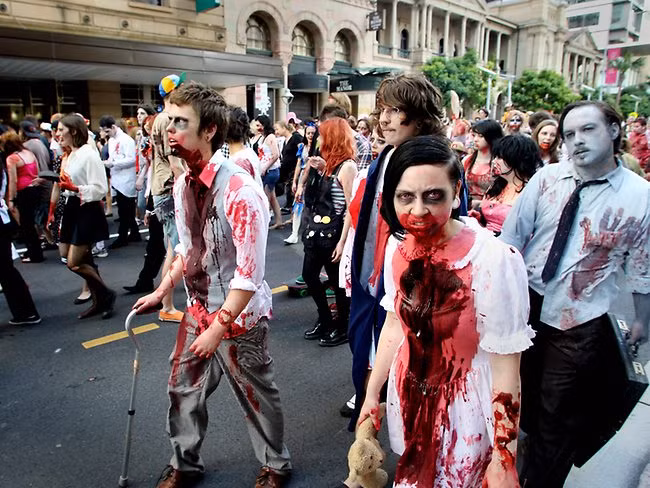 Tuy nhiên, các giả thuyết vẫn còn khá nhiều lỗ hổng và Zombie vẫn còn là một ẩn số chưa thể có lời giải thích đáng.