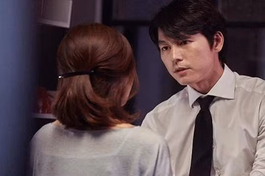 Gap lai thay vo cu xinh dep qua, chong cu lai thay “rung rinh“