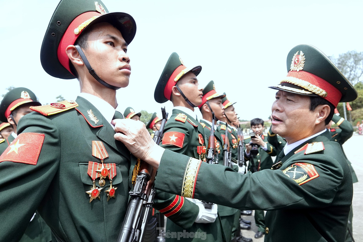 68 quan nhan Viet Nam se duyet binh tai Quang truong Do-Hinh-8