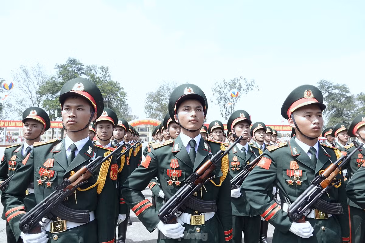 68 quan nhan Viet Nam se duyet binh tai Quang truong Do-Hinh-7