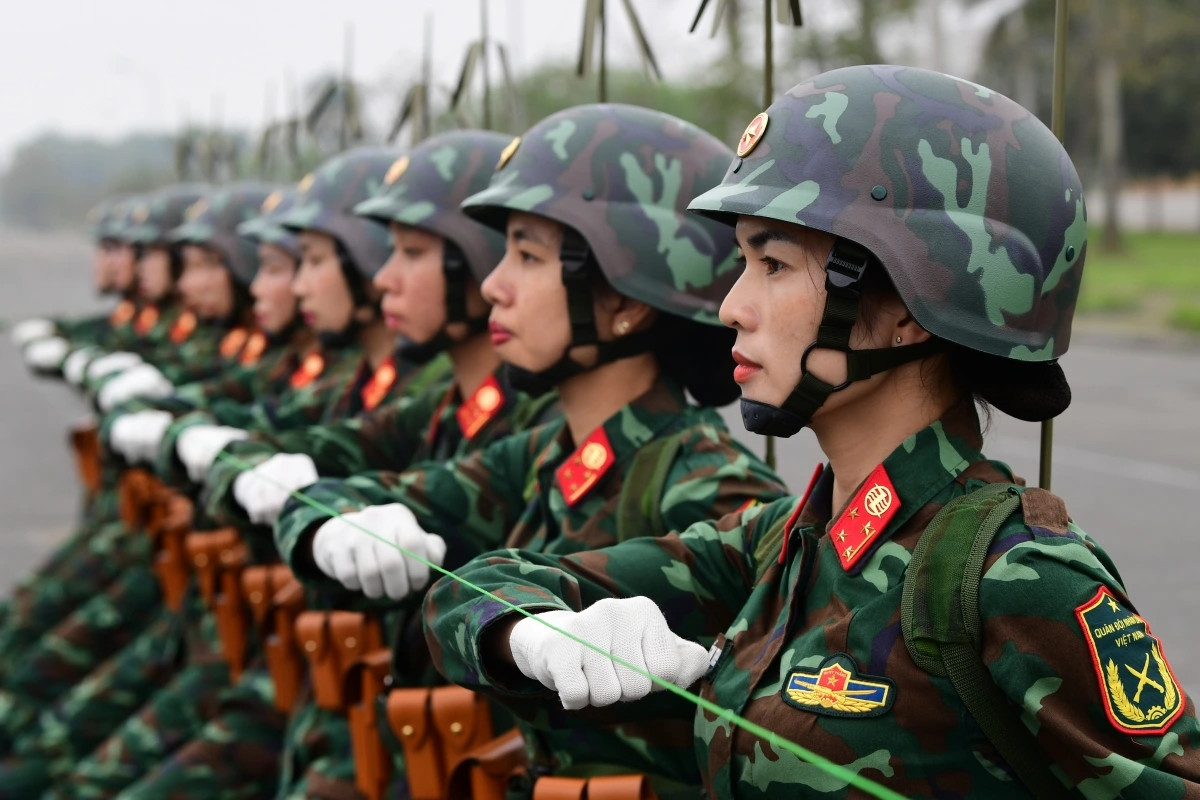 Động tác đánh tay không những phải đều răm rắp, mà còn phải có "độ tròn" đẹp mắt.