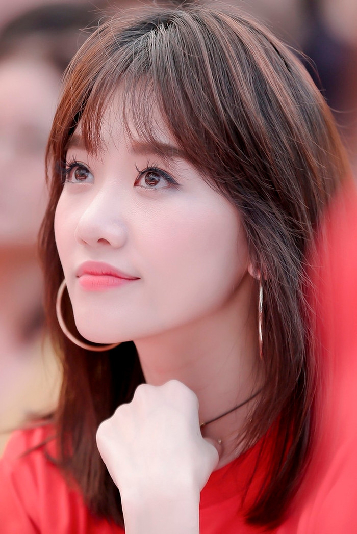 4. Người có sống mũi thẳng mà cao, đầu mũi tròn trịa sáng bóng: Xem tướng khuôn mặt, mũi là nơi thể hiện rõ ràng về vận thế tài lộc của con người trong suốt 1 đời. Đây cũng là vị trí được gọi là cung Tài Bạch trong nhân tướng học. 