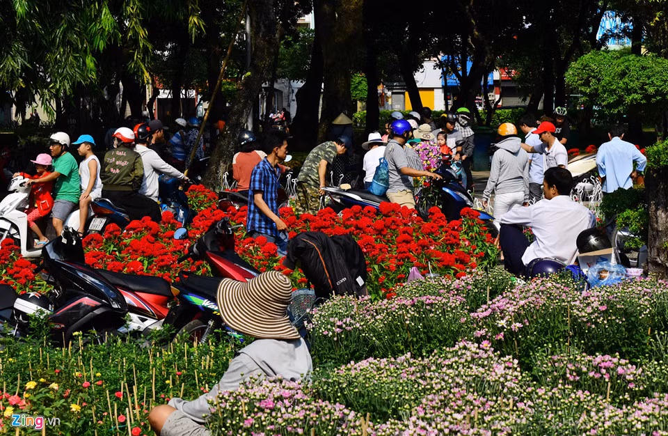 Với cách tính trên, năm 2025 là năm nhuận âm lịch vì 2025 chia cho 19 dư 11. Cụ thể, năm 2025 nhuận vào tháng 6 âm lịch, tức có 2 tháng 6 âm lịch.