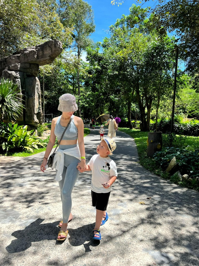 Con trai Tra My Idol 