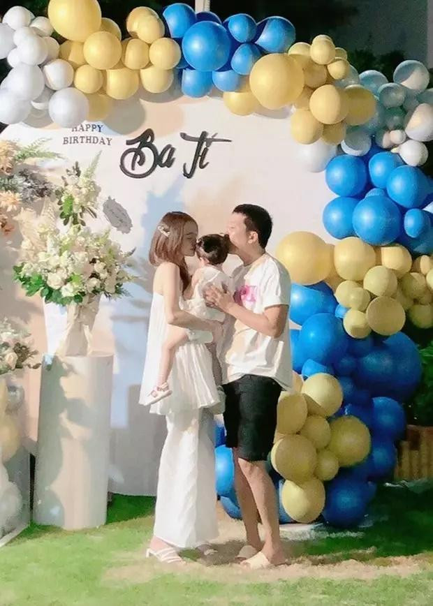 Hoang Oanh 'ket sui gia' Nha Phuong, 'lo ngai' khi cac be gap go-Hinh-5