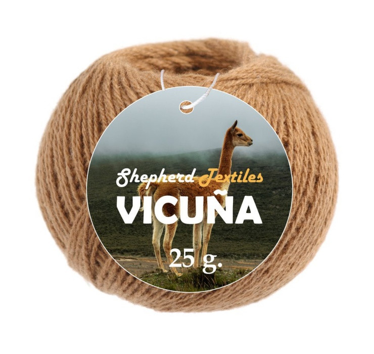 Quá trình này được diễn ra như một nghi lễ có tên gọi là Chaccu của hoàng tộc. Sau khi đã xén lông xong, những con Vicuña sẽ được thả đi an toàn.