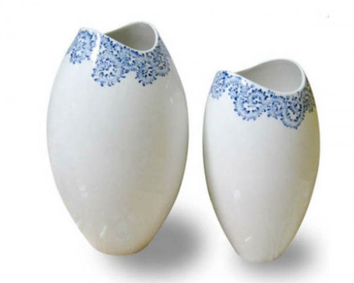  2 không trong nhà. Bình hoa rỗng. Cái "KHÔNG" đầu tiên mà người xưa nhắc đến khi vừa bước vào một ngôi nhà đó là: Việc nhìn thấy một/hay nhiều bình hoa hoặc lọ rỗng.