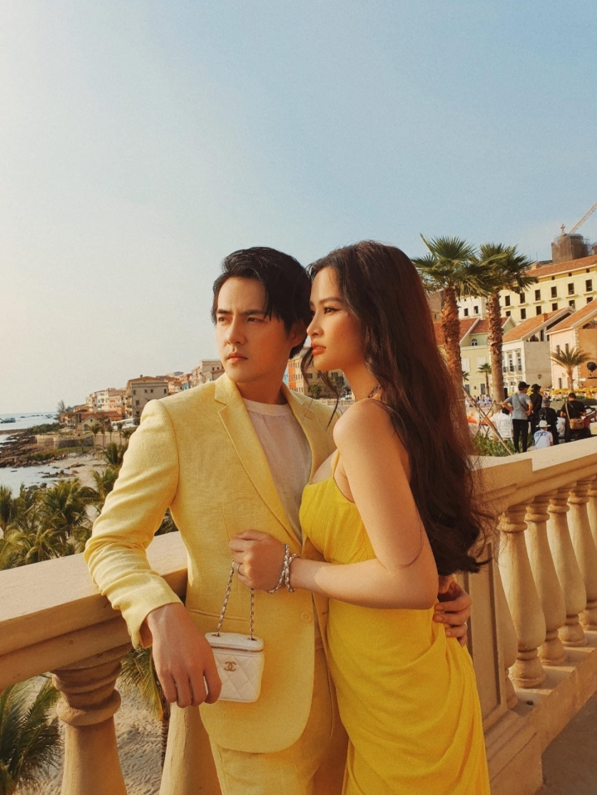 Lời xin lỗi của Đông Nhi và bài học về sự chuyên nghiệp của nghệ sĩ - Hình 4 Loi xin loi cua Dong Nhi va bai hoc ve su chuyen nghiep cua nghe si-Hinh-4