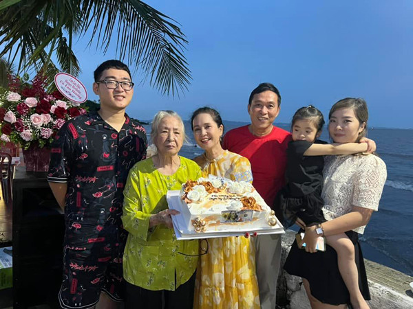 Tuoi 62 cua “me chong ghe gom nhat man anh”: Su nghiep lan doi thuc deu vien man-Hinh-3