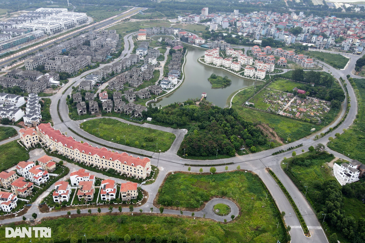 Khu đô thị Nam An Khánh (Hoài Đức, Hà Nội) do Công ty cổ phần Đầu tư phát triển đô thị và khu công nghiệp Sông Đà (Sudico) làm chủ đầu tư. Dự án được cấp phép đầu tư năm 2004 và dự kiến hoàn thành vào năm 2009, tuy nhiên đến nay vẫn chưa được hoàn thành.