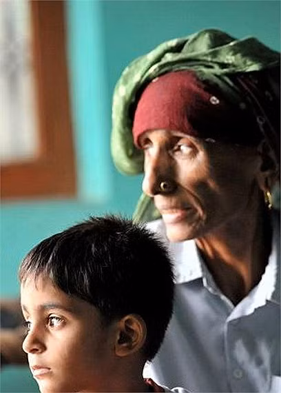 Những suy nghĩ đó một phần có lý khi cơ thể bà Lohan gần như đổ sụp sau ca sinh nở bằng phương pháp thụ tinh trong ống nghiệm.