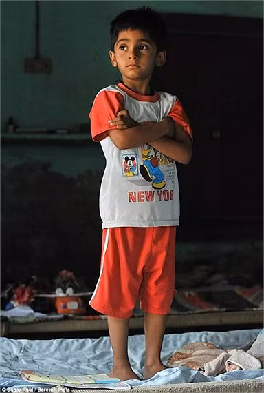 Vào thời bà sinh con, nhiều người đã nghĩ rằng, sức khoẻ của đứa trẻ và mạng sống của bà sẽ bị đe doạ.