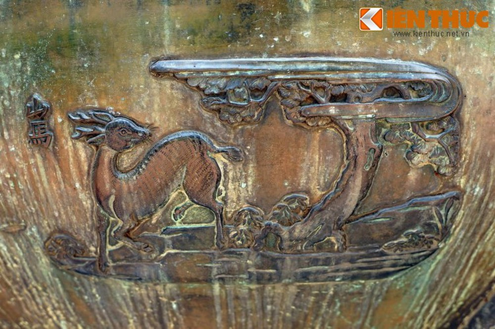 Cuối cùng là "Sơn mã" là con mang, một loài hươu nhỏ sinh sống trong nhiều khu rừng ở Việt Nam.