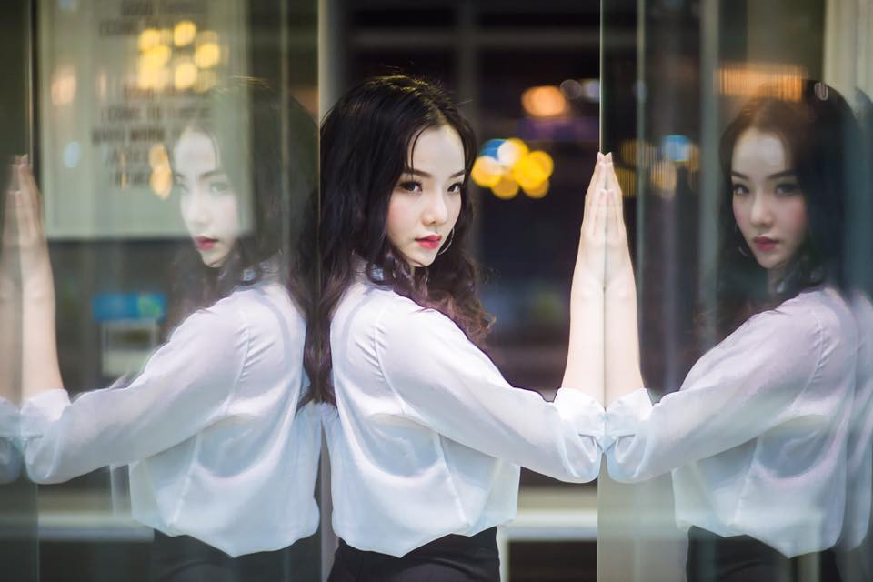 Thủy Tiên tâm sự bản thân là một người rất mê bóng đá và đặt vé sang Indonesia ngay khi U23 Việt Nam lọt vào bán kết ASIAD. Trận bán kết vừa qua, dù Việt Nam chưa dành HCĐ nhưng Thuỷ Tiên vẫn rất ủng hộ các tuyển thủ nước nhà.