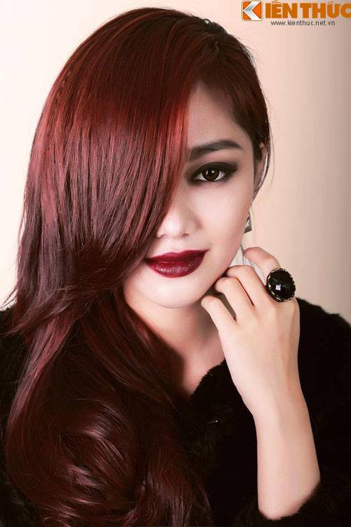 Gương mặt xinh đẹp, cá tính của cô sinh viên Đại học Mở.