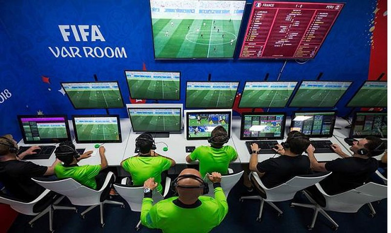 33 may quay phuc vu cac tran cua DT Viet Nam tai SVD My Dinh