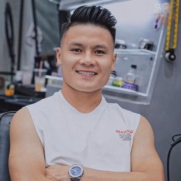 O tuoi 24, Quang Hai giau co nao?