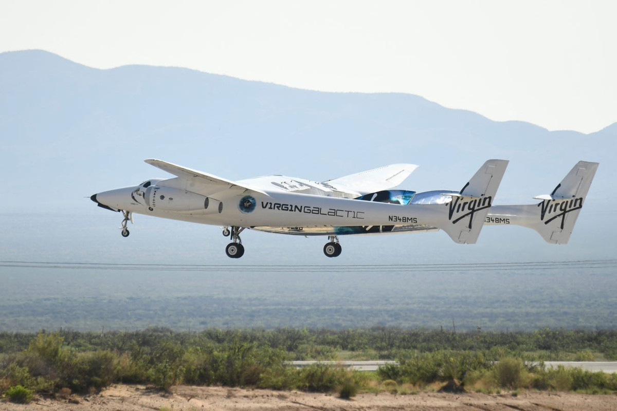 Mot ve len vu tru cung Virgin Galactic gia bao nhieu tien?-Hinh-2